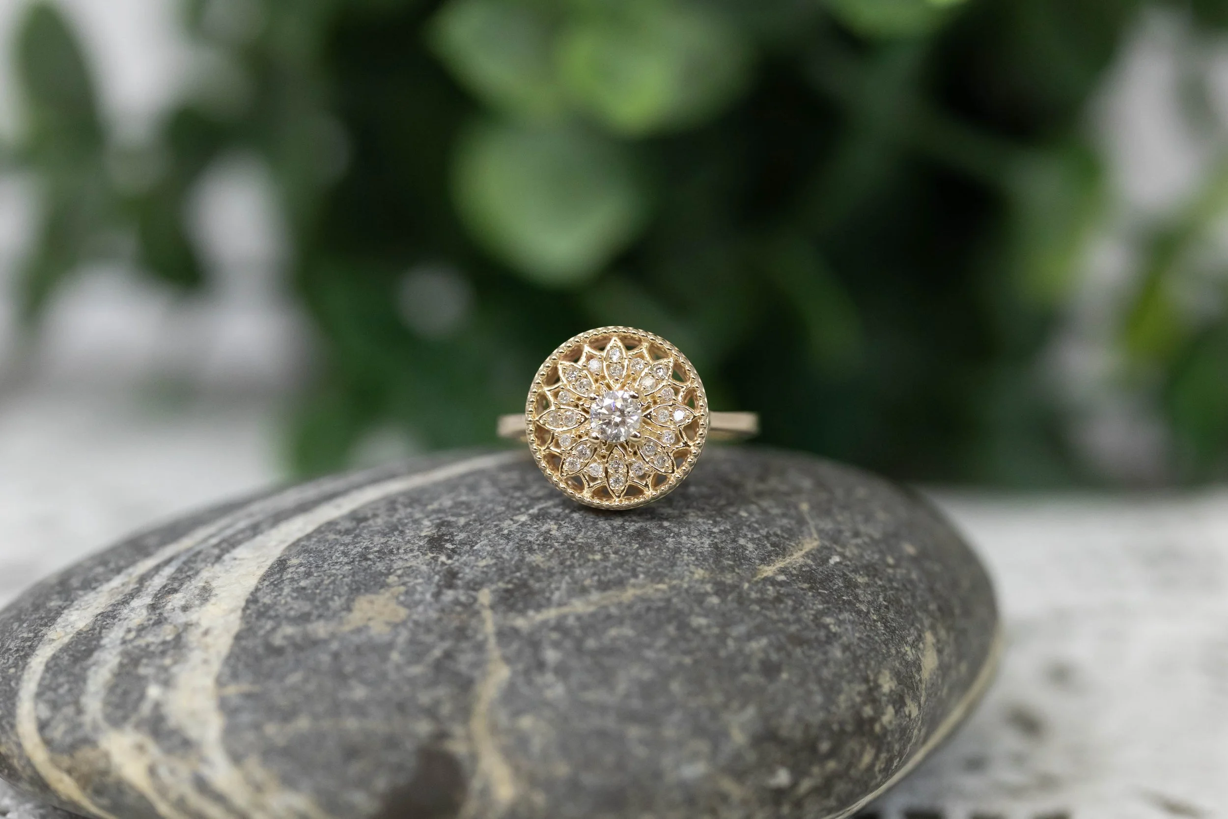 The gold 2025 room jewellers